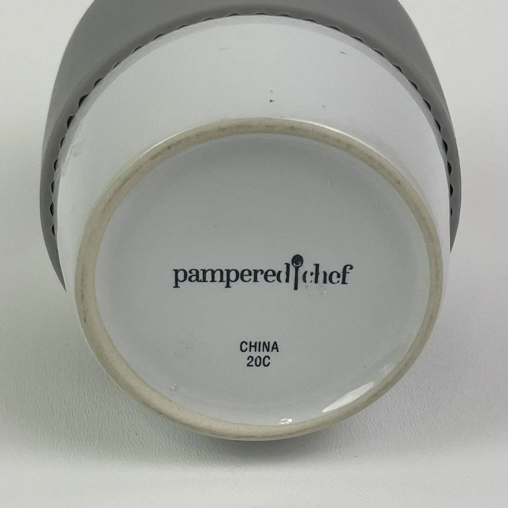 Pampered Chef Ceramic Egg Cooker Cup With Lid And Silicone Sleeve 1529